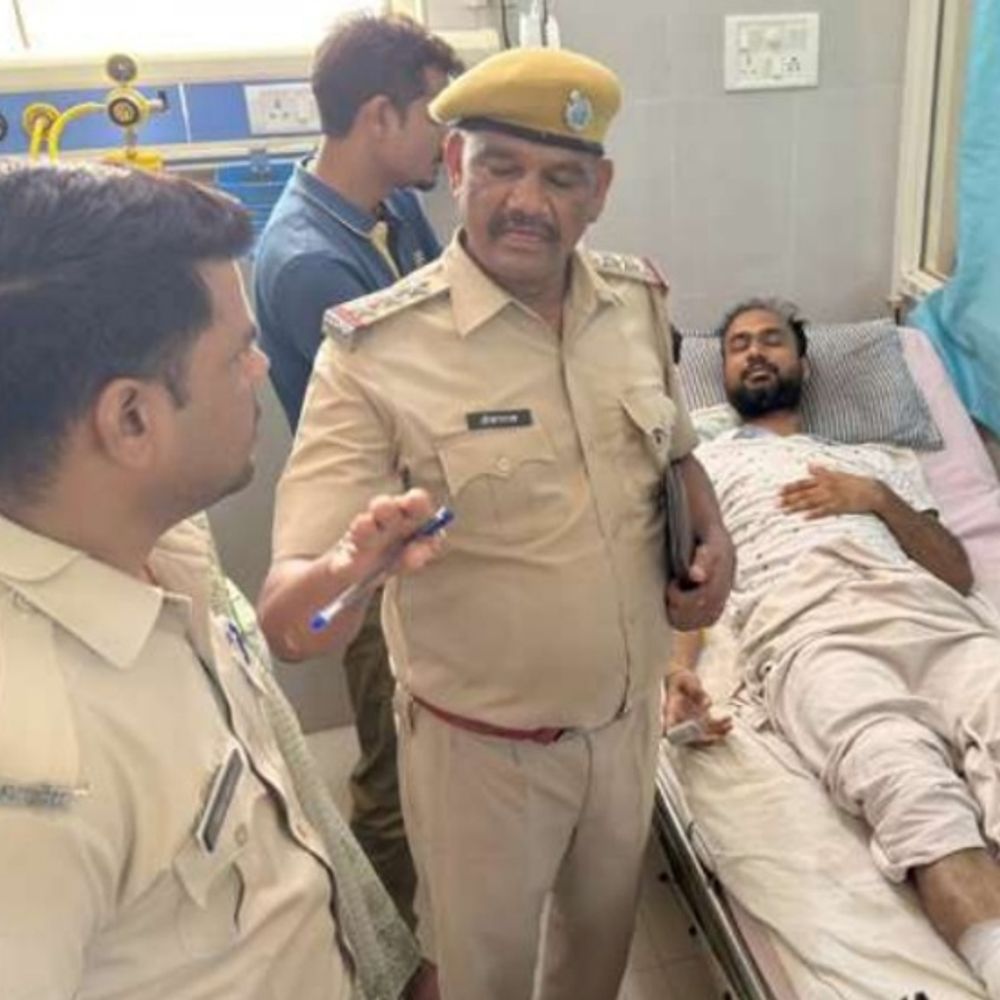 लूट की नियत से व्यापारी पर हमला:लोहे के सरिए और धारदार हथियार से की मारपीट, आरोपियों के खिलाफ नामजद मामला दर्ज 1 4f9be278 e5af 4ca3 a71c fb05246110941721043624467 1721047408 iRsJJB