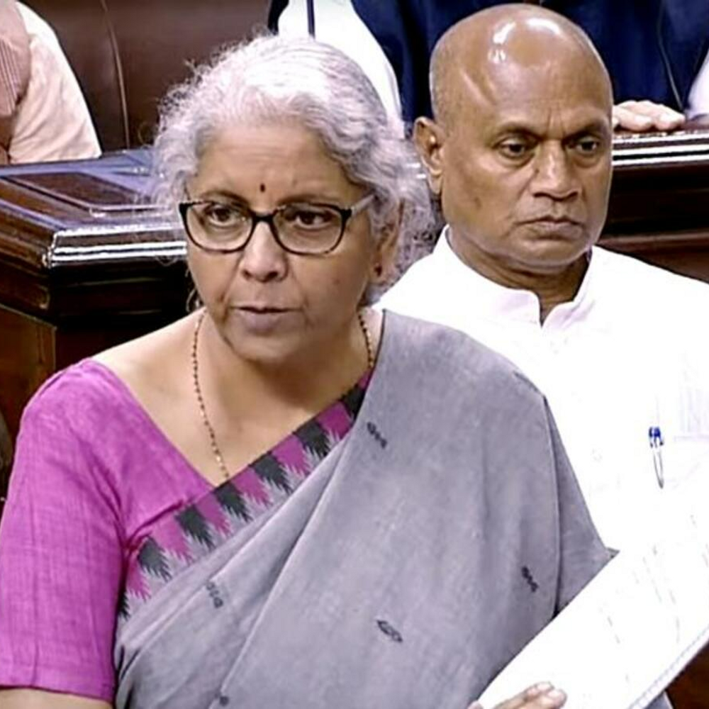 इकोनॉमिक सर्वे 2024 आज संसद में पेश होगा:इसमें GDP से लेकर महंगाई की जानकारी, बीते साल के इकोनॉमिक डेवलपमेंट का रिव्यू 1 c27efe2e ab25 11ec 8f61 24c14ed3357f1648094874952 1721575155 mNnsjP