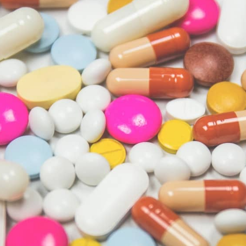 नशीले कैप्सूल के साथ 1 गिरफ्तार:200 कैप्सूल जब्त, नशे का आदी है आरोपी 1 combined drugs 4 1721369809 wUU5kQ