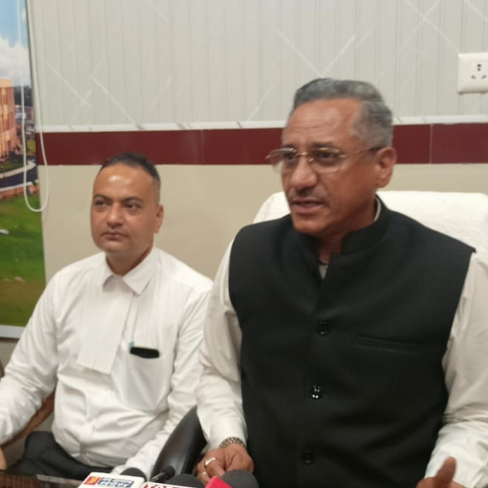 जोधपुर में न्यायाधीशों का सम्मान:हाईकोर्ट की प्लेटिनम जुबली पर सेमिनार होगी, लोकसभा स्पीकर और सुप्रीम कोर्ट के जस्टिस आएंगे 1 whatsapp image 2024 07 25 at 155245 1721903004 OAZnKb