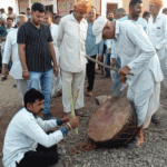 प्रतापगढ़ के धमोत्तर में लठ्ठमार होली:विधिवत पूजा अर्चना के बाद शुरुआत, नगाड़ों की थाप पर किया नृत्य