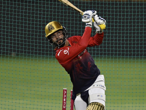 कोलकाता के खिलाफ मैच में वापसी कर सकते हैं पाटीदार:RCB कैप्टन ने प्रैक्टिस सेशन में बल्लेबाजी की; चेन्नई के खिलाफ मैच में हो गए थे चोटिल 1 comp 121 1747368715