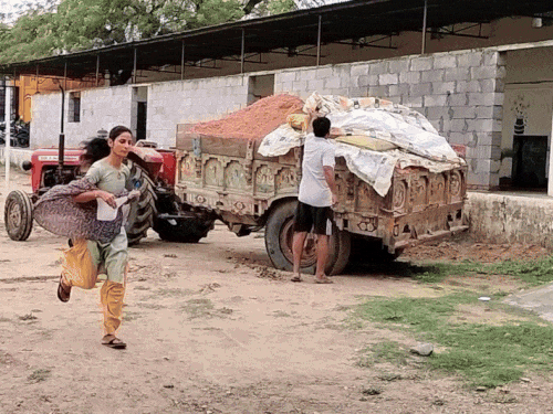 सीकर में RPSC लेक्चरर-कोच भर्ती परीक्षा:कैंडिडेट्स बोले- इंडिया का GK टफ था; हिंदी आसान, दो पारियों की परीक्षा पूरी 1 1000129562 1750653269 m3DlO2