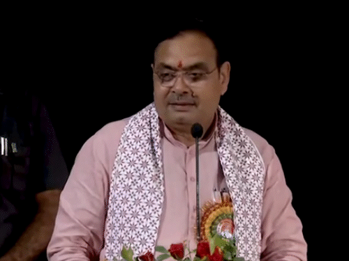 मुख्यमंत्री भजनलाल बोले-हाथ की सफाई, जादूगरी और ईमानदारी में फर्क:सही बात बोलने लगूंगा तो विपक्ष के नेताओं को दर्द होगा, इसे अब बढ़ाना चाहता हूं 1 1002903995 1751101120 79zwaQ
