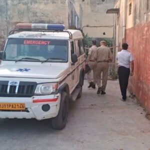 उत्कल एक्सप्रेस में मिला बुजुर्ग का शव:दिल्ली से ग्वालियर जा रही ट्रेन में मिला, पहचान के लिए मॉर्चुरी में रखवाया