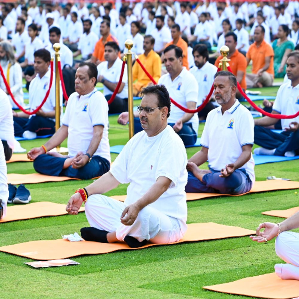 योग को पर्यटन से जोड़ेंगे CM भजनलाल शर्मा:अंतरराष्ट्रीय योग दिवस पर खुहड़ी के रेगिस्तान में CM करेंगे योग! 1 31 75 1718947823 647546 khaskhabar fotor 202506161 1750056316 RUYSjQ