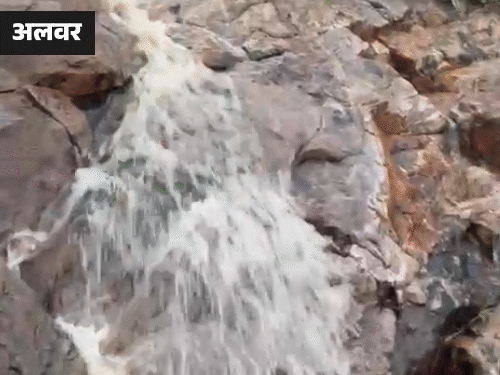 राजस्थान में प्री-मानसून की बारिश, सड़कें लबालब:अलवर में सड़क ढही, बिजली गिरने से बच्चे की मौत; आज 11 जिलों में भारी बरसात का अलर्ट 1 barish cover 1749999583