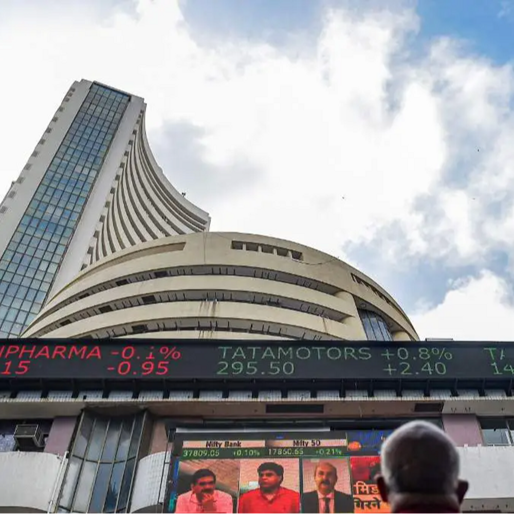 सेंसेक्स में 100 अंक की तेजी:82,600 पर कारोबार कर रहा, निफ्टी भी 30 अंक चढ़ा; फाइनेंस और बैंकिंग शेयर्स में बढ़त 1 bsepti1 1749699599