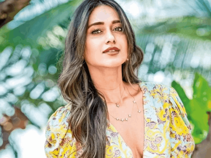 इलियाना डिक्रूज दूसरी बार बनीं मां:एक्ट्रेस ने इंस्टाग्राम पर दी बेटे के जन्म की जानकारी, प्रियंका चोपड़ा जैसे सेलेब्स ने दी बधाई 1 dbgifmagic 19 1751101176 0GKS72