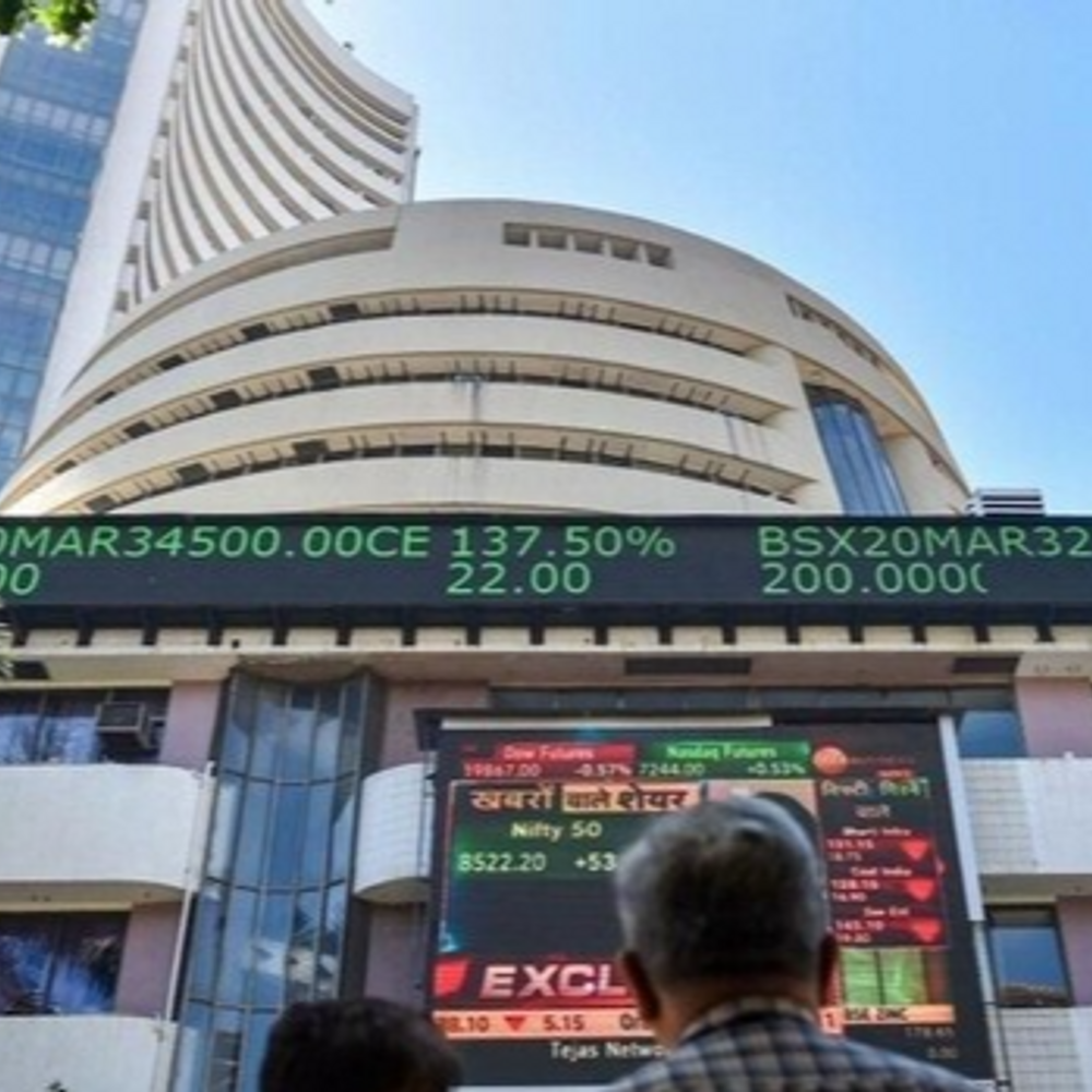 सेंसेक्स 100 अंक गिरकर 81,700 पर कारोबार कर रहा:निफ्टी 50 अंक लुढ़का; NSE के फार्मा, ऑटो और हेल्थकेयर सेक्टर में ज्यादा बिकवाली 1 gift nifty was trading 3150 points or 012 per cent 1750128931 j6ZBNk
