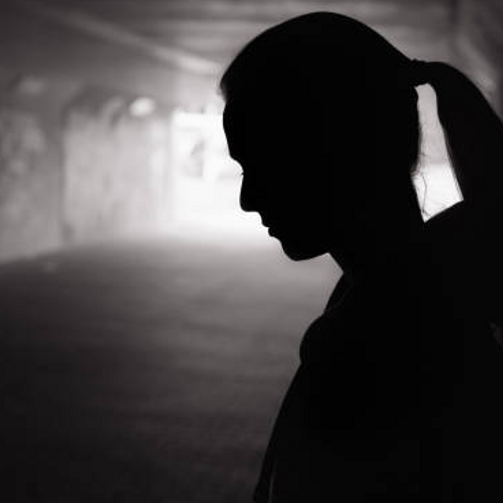 ‘सैनिटरी पैड महंगा, मैं कपड़ा इस्तेमाल करने को मजबूर’:सरकार ने 6 महीने से नहीं दिए, अब 14 के बजाय 12 रुपए में खरीदेंगे 1 istockphoto 1055434948 612x612 2 1749027907 BX0IPY