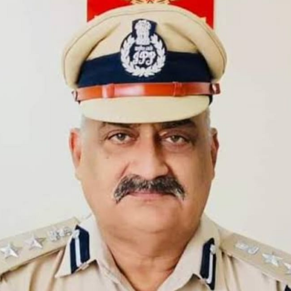 जयपुर में नौकरों, किरायेदार-कर्मचारियों का पुलिस सत्यापन कराना जरूरी:सीसीटीवी में 30 दिन का रहना चाहिए बैकअप, पुलिस ने आदेश जारी किए 1 whatsapp image 2025 06 04 at 194556 1749046611 SJEU4D