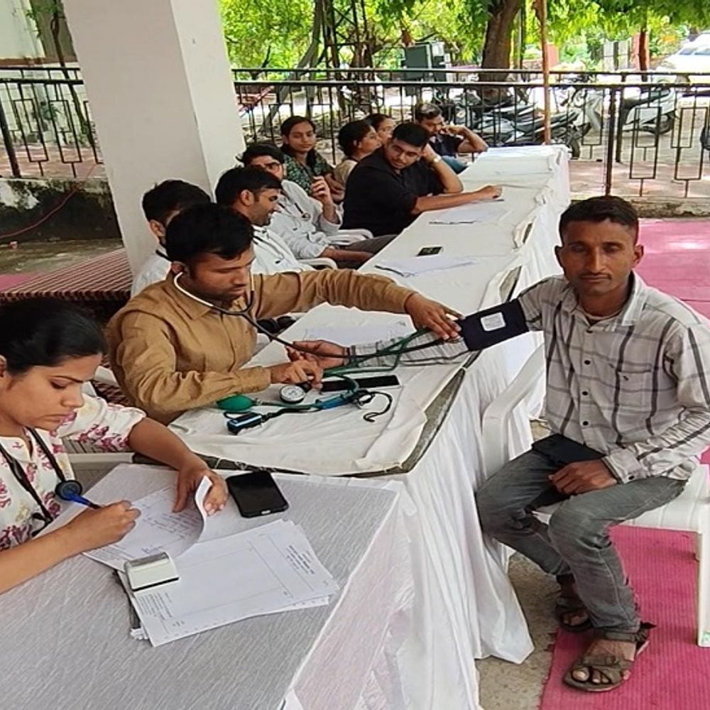 11 दिन बाद रेजिडेंट्स की हड़ताल खत्म:जयपुर में सरकार स्तर पर मीटिंग के बाद हुआ निर्णय, हॉस्पिटल में मरीज हो रहे थे परेशान 1 whatsapp image 2025 06 29 at 125812 pm 1751182216 zmkrqa