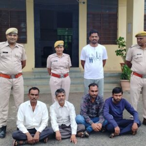 प्रतापगढ़ में जमीनी विवाद में चाकूबाजी का मामला:4 आरोपियों को पुलिस ने किया गिरफ्तार, नपती और पत्थरगढ़ी से पहले हुआ था झगड़ा